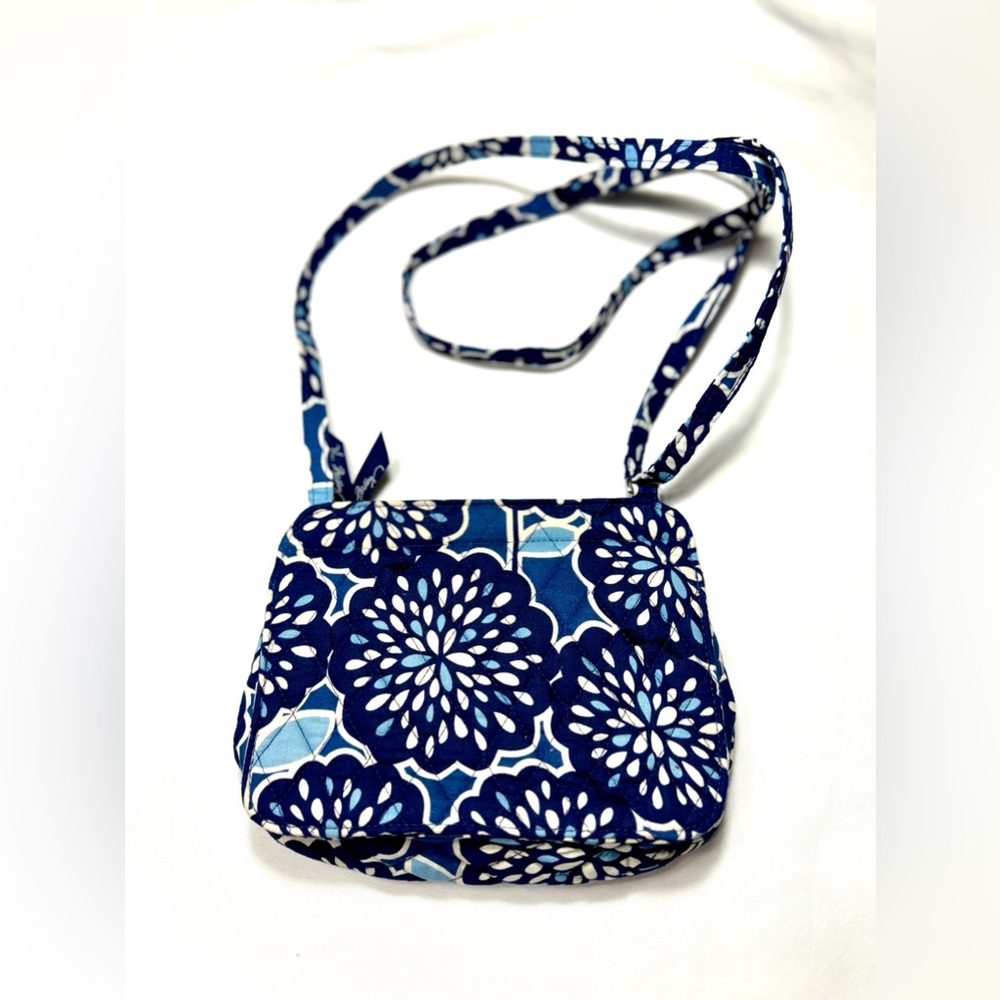 VERA BRADLEY Small Flap Crossbody Petal Splash Retired Blue adjustable